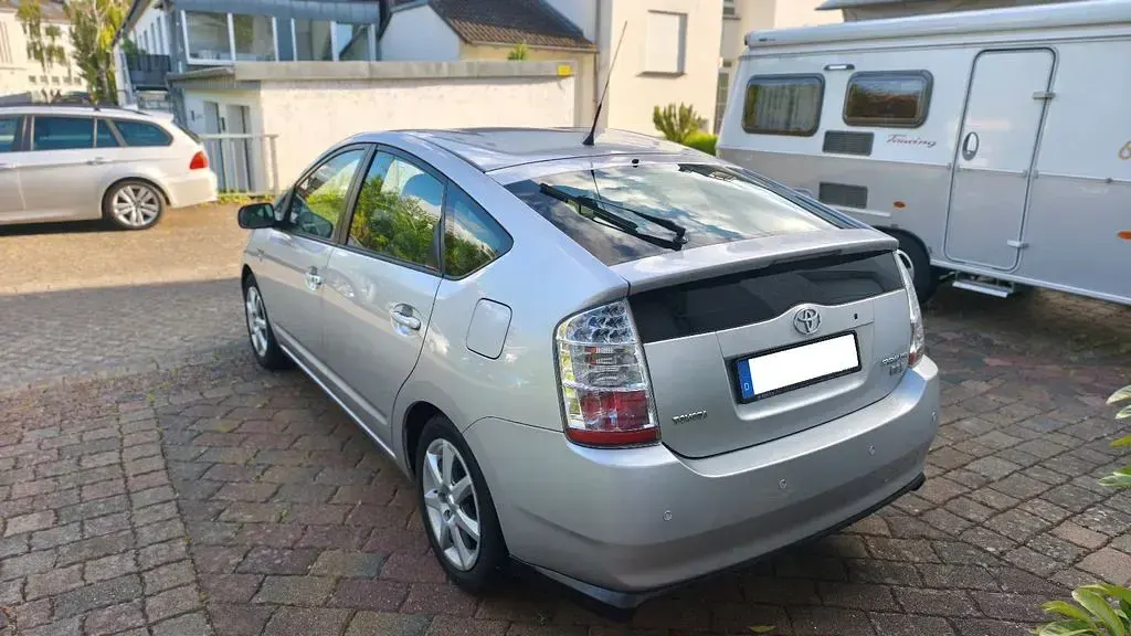 Używany Toyota Prius Sol 79 KM (58 kW) 2008 Szary Hatchback