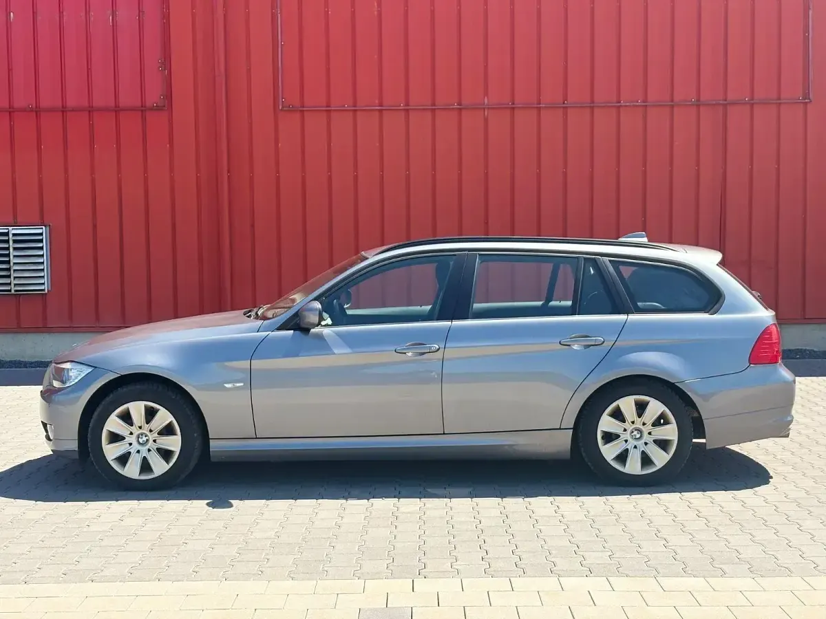 Gebraucht BMW 316 Comfort Edition 116 PS (85 kW) 2012 Grau Kombi