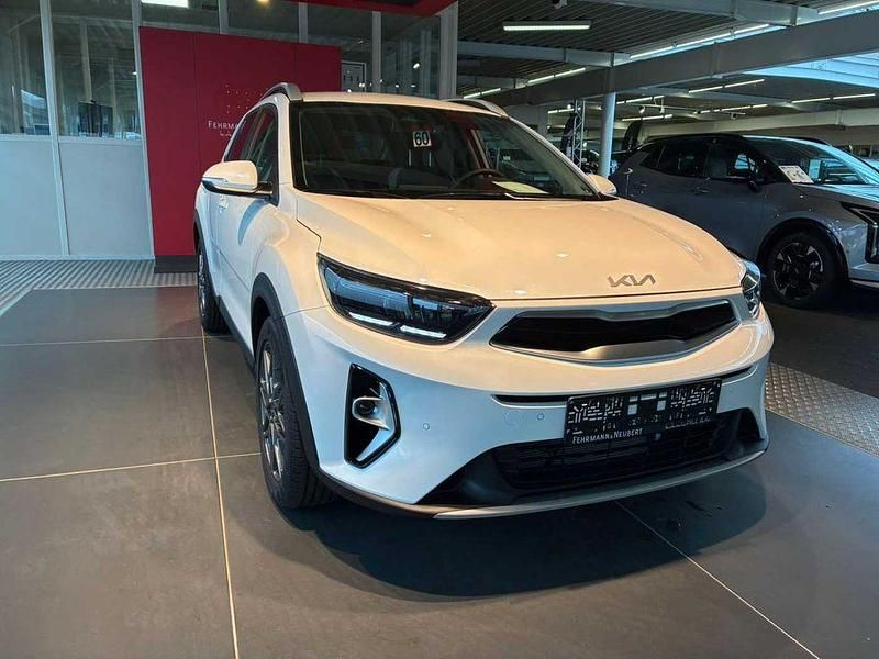 Neu Kia Stonic 101 PS (74 kW) 2025 Weiß SUV