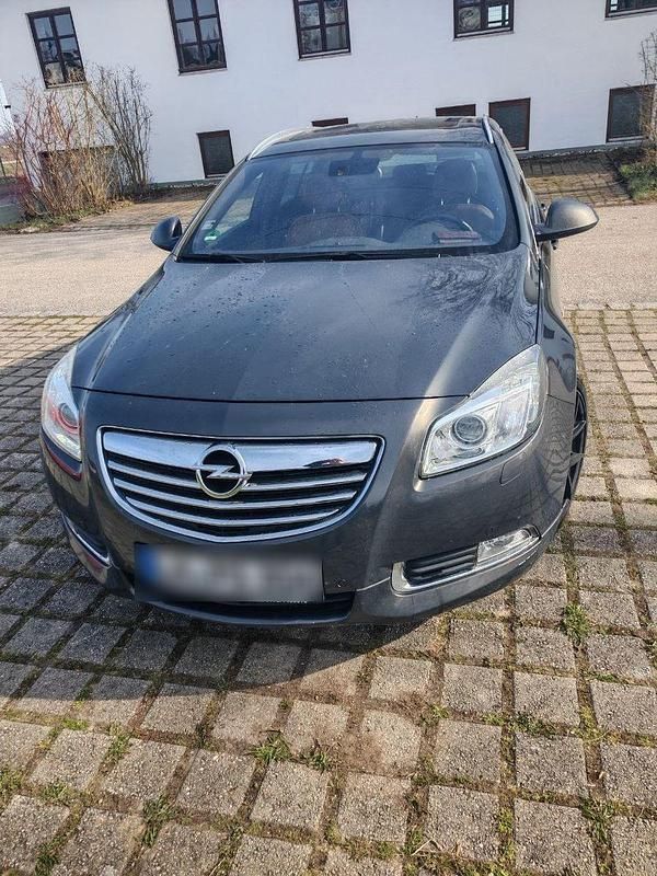 Gebraucht Opel Insignia 260 PS (191 kW) 2012 Grau Kombi