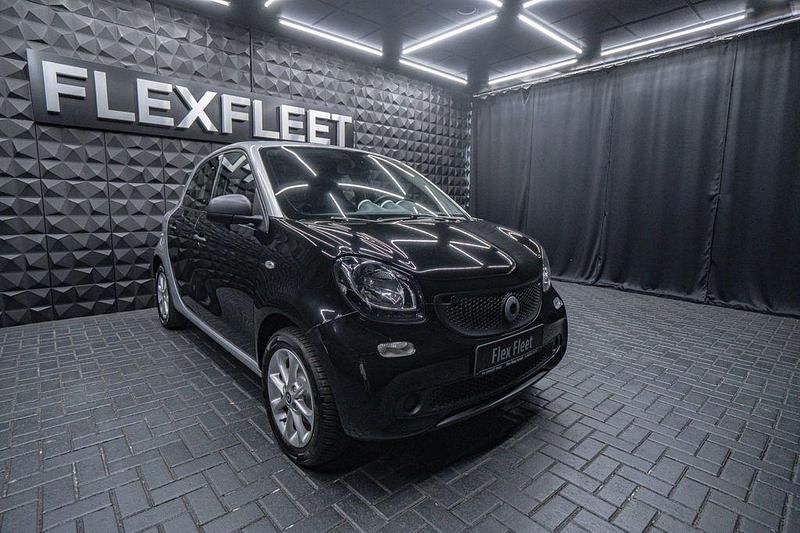 Gebraucht Smart ForFour 71 PS (52 kW) 2015 Schwarz Kleinwagen