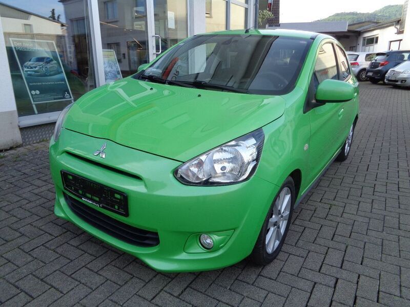 Grün Gebraucht 2014 Mitsubishi Space Star Limousine | 3.990 € (Fairer Preis) - Bild 1/4