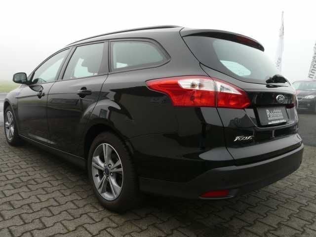 Gebraucht Ford Focus SYNC Edition 101 PS (74 kW) 2014 Schwarz metallic Kombi