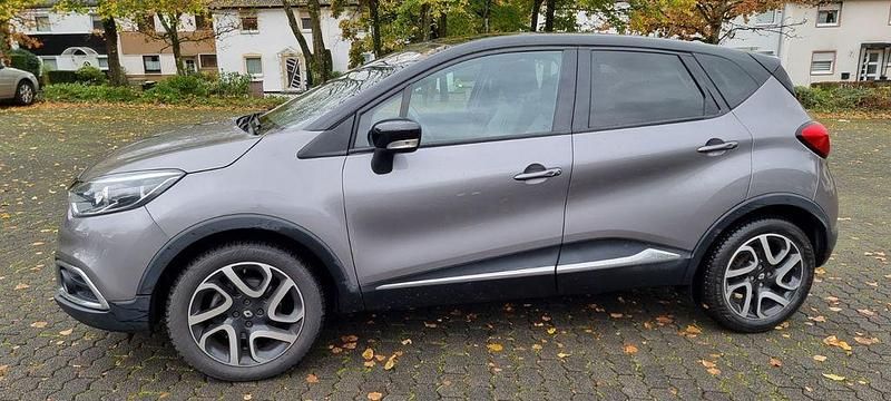 Gebraucht 2015 Renault Captur Dynamique SUV | 12.900 € (Fairer Preis) - Bild 1/4