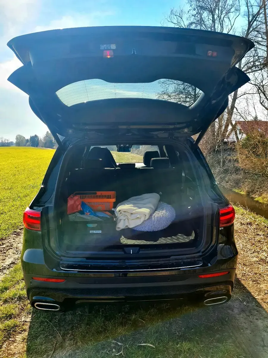 Gebraucht Mercedes GLB200 150 PS (110 kW) 2024 Schwarz SUV