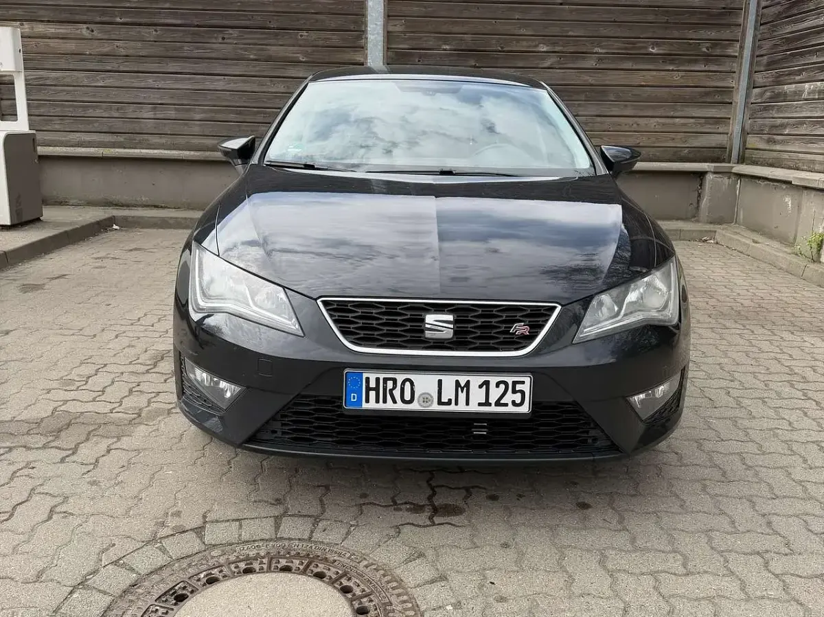 Gebraucht Seat Leon FR 122 PS (89 kW) 2013 Schwarz Limousine