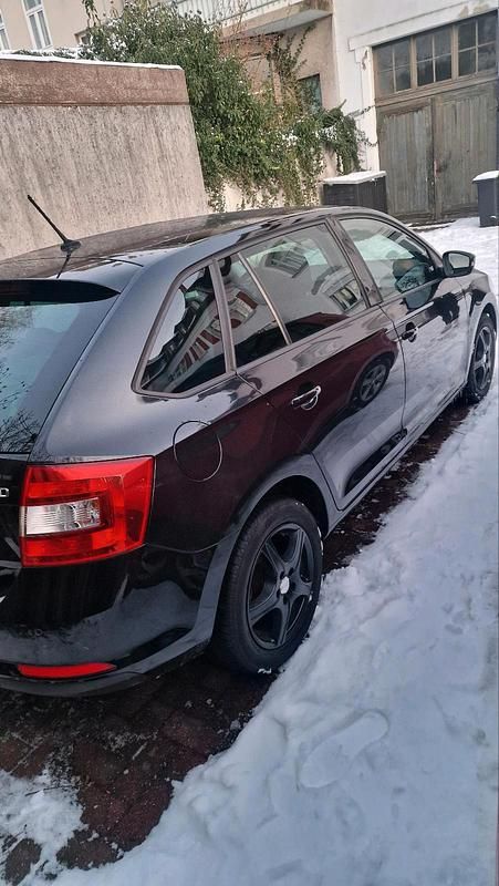 Gebraucht Skoda Rapid 116 PS (85 kW) 2016 Schwarz Kombi