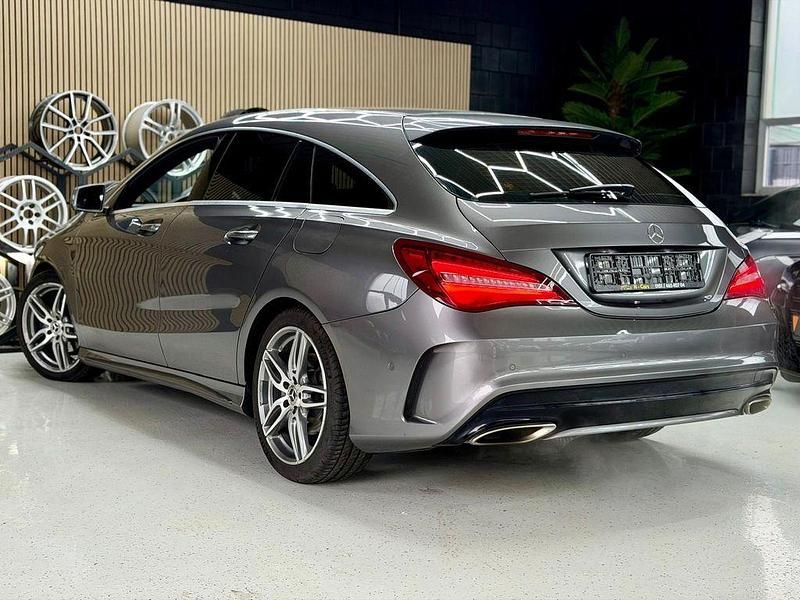 Gebraucht Mercedes CLA180 AMG line 122 PS (89 kW) 2017 Grau Limousine