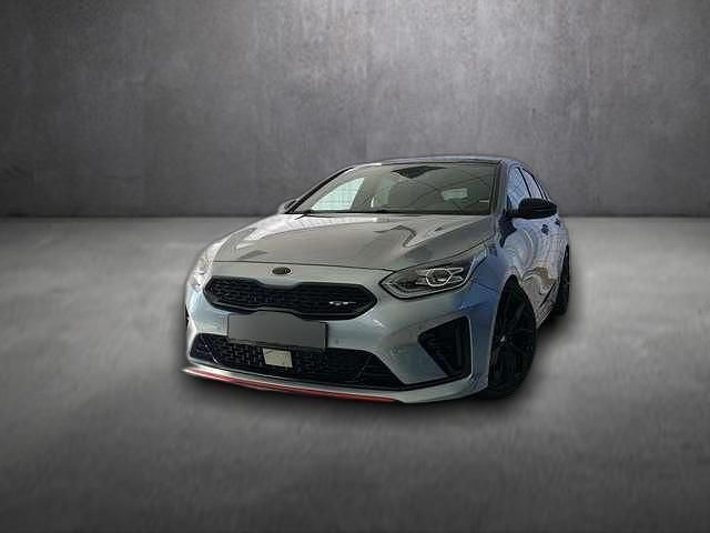 Grau metallic Gebraucht 2020 Kia ProCeed GT Kleinwagen | 25.180 € (Fairer Preis) - Bild 1/1