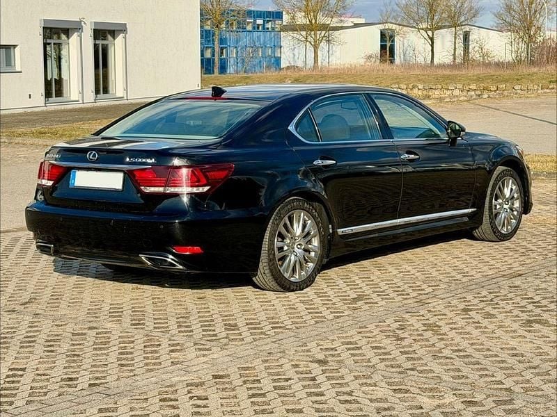 Gebraucht Lexus LS600h L 445 PS (327 kW) 2015 Schwarz Limousine
