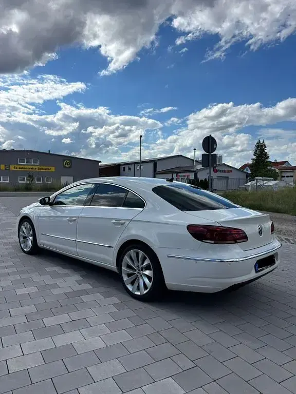 Gebraucht VW CC 140 PS (102 kW) 2012 Weiß Limousine