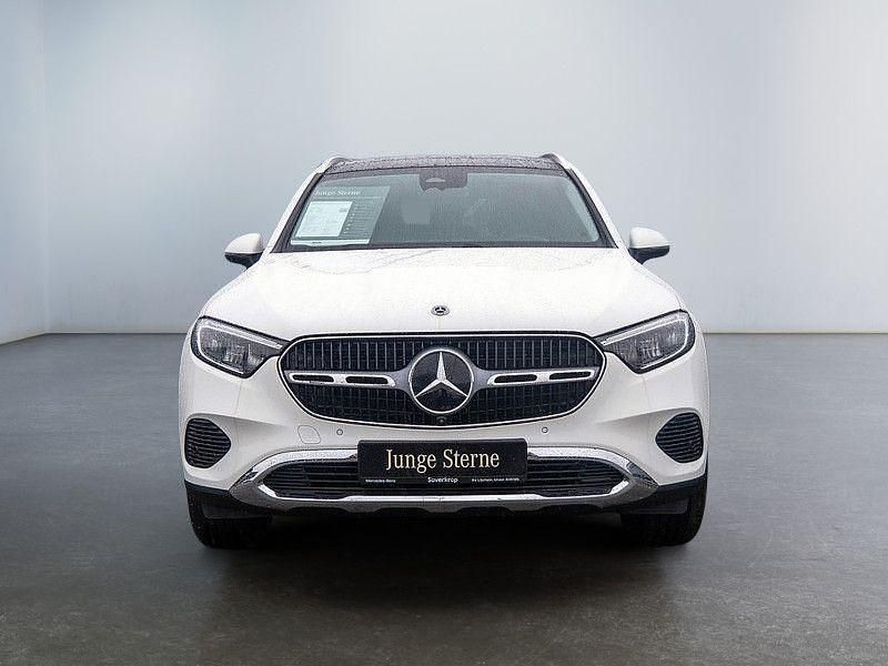 Gebraucht Mercedes GLC200 Avantgarde 204 PS (150 kW) 2025 Weiß SUV