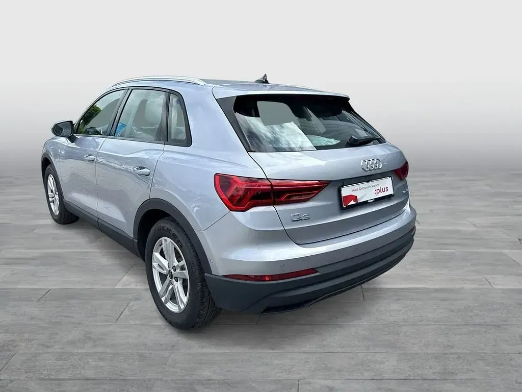 Gebraucht Audi Q3 Basis 150 PS (110 kW) 2025 Silber SUV