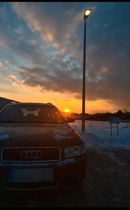 Gebraucht Audi A4 130 PS (95 kW) 2003 Schwarz Kombi