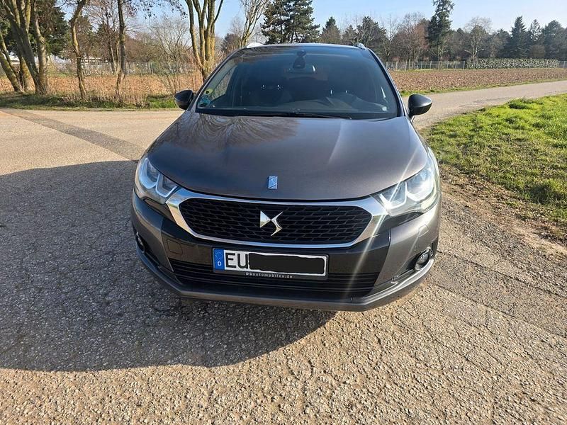 Gebraucht DS Automobiles DS4 Crossback 181 PS (133 kW) 2017 Grau SUV