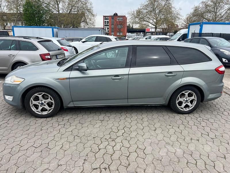 Gebraucht Ford Mondeo 150 PS (110 kW) 2009 Grau Kombi