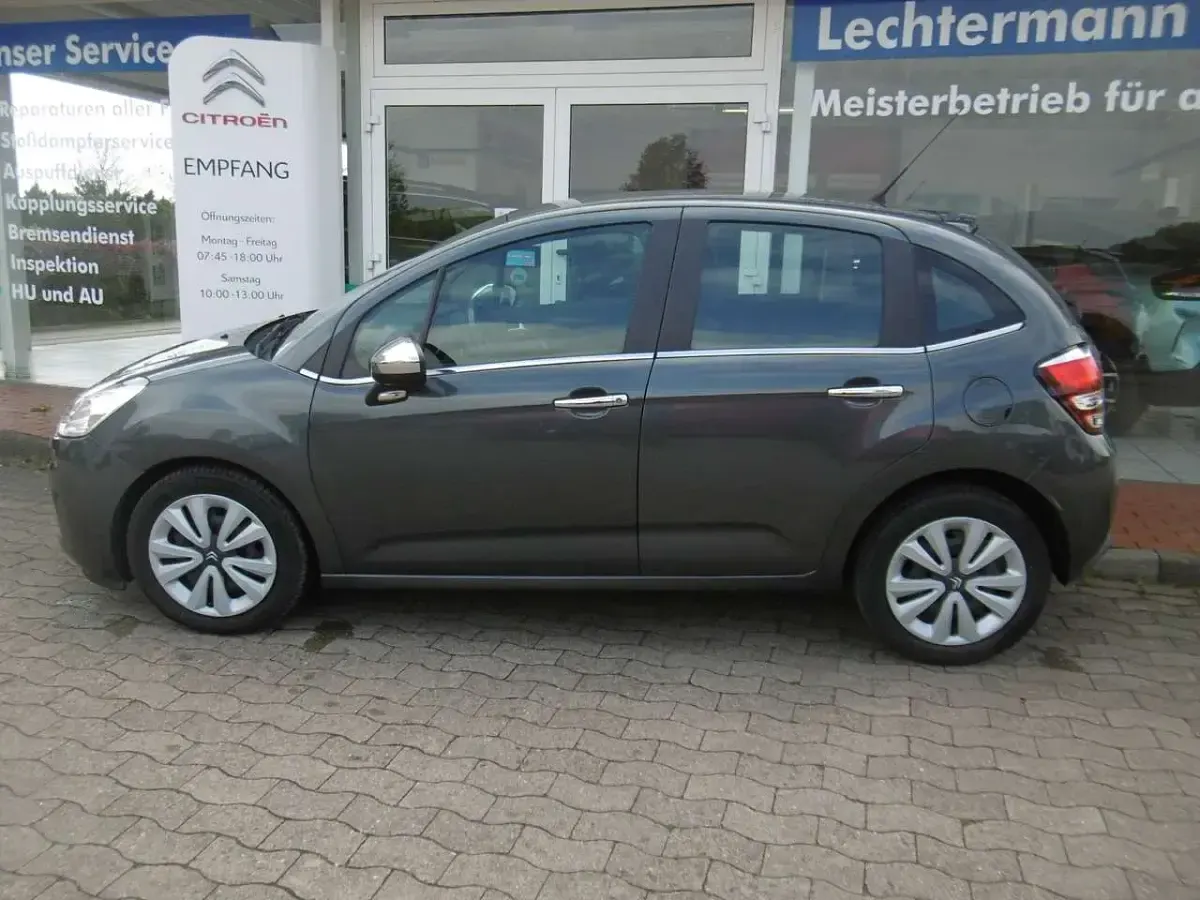 Gebraucht Citroën C3 82 PS (60 kW) 2015 Lack grau shark/metallic Kleinwagen