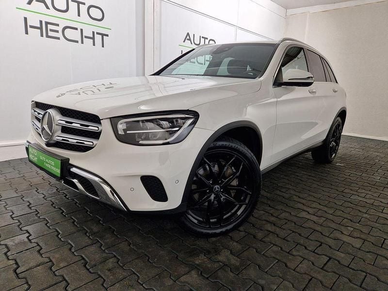 Polarweiß Gebraucht 2020 Mercedes GLC220 SUV | 28.900 € (Guter Preis) - Bild 1/4