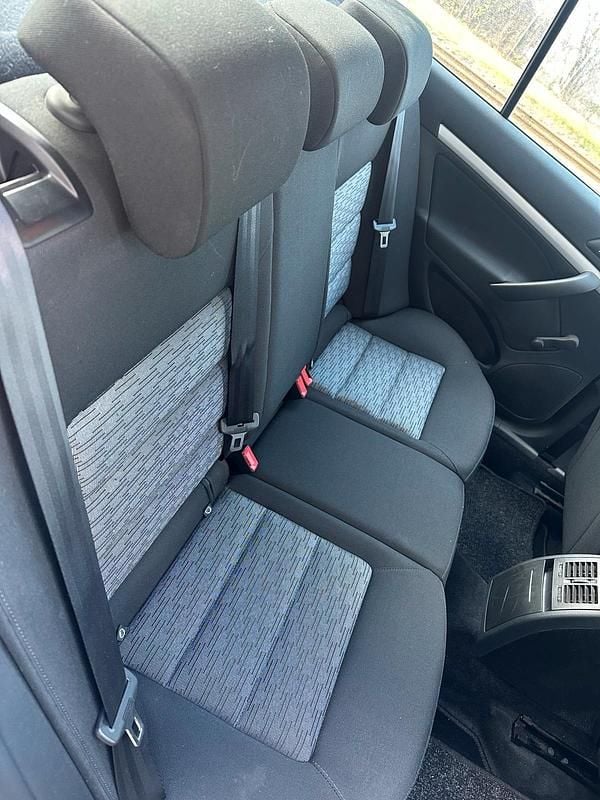 Gebraucht Skoda Octavia 101 PS (74 kW) 2009 Grau Limousine