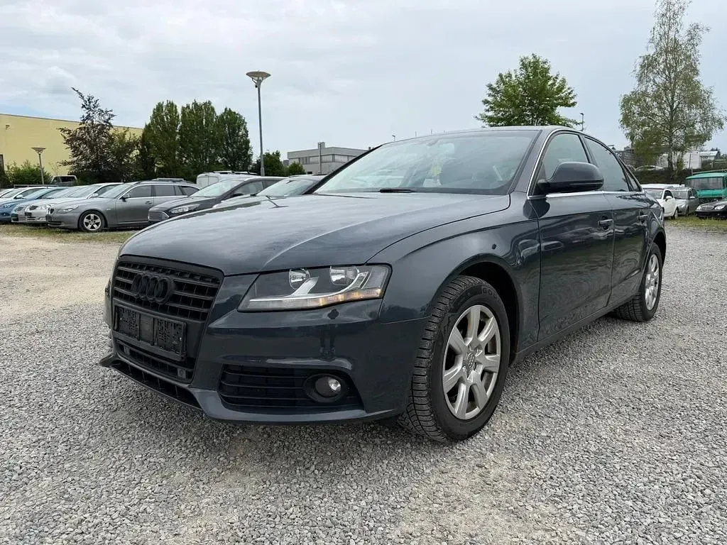 Gebraucht Audi A4 Attraction 190 PS (139 kW) 2008 Grau Limousine