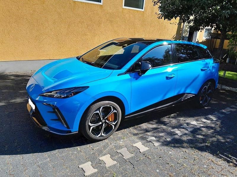 Blau Gebraucht 2023 MG MG4 EV Kleinwagen | 29.999 € (Guter Preis) - Bild 1/4