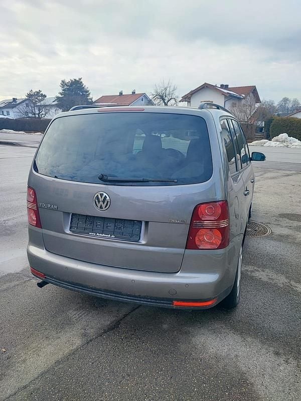 Gebraucht VW Touran 116 PS (85 kW) 2007 Grau Van / Kleinbus