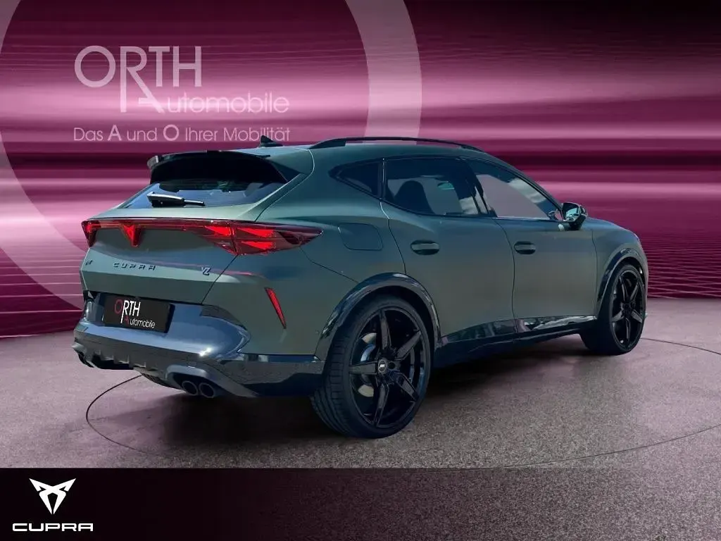 Neu Cupra Formentor VZ 400 PS (294 kW) 2025 Rio green matt SUV