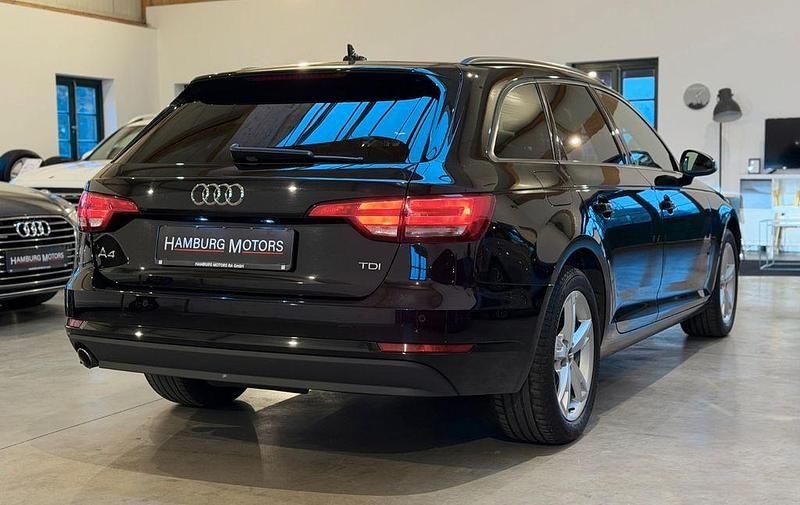 Gebraucht Audi A4 Business Plus 150 PS (110 kW) 2017 Schwarz Kombi