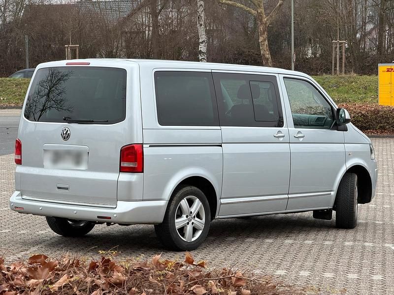 Usata VW T5 Highline 180 CV (132 kW) 2010 Argento Furgone