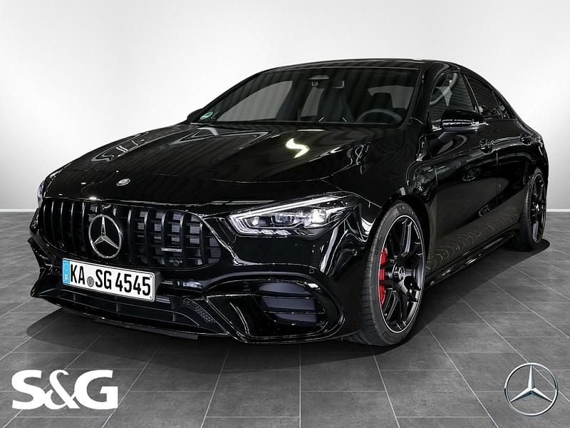 Metalliclack kosmosschwarz Gebraucht 2025 Mercedes CLA45 AMG Night Coupé | 87.999 € - Bild 1/4