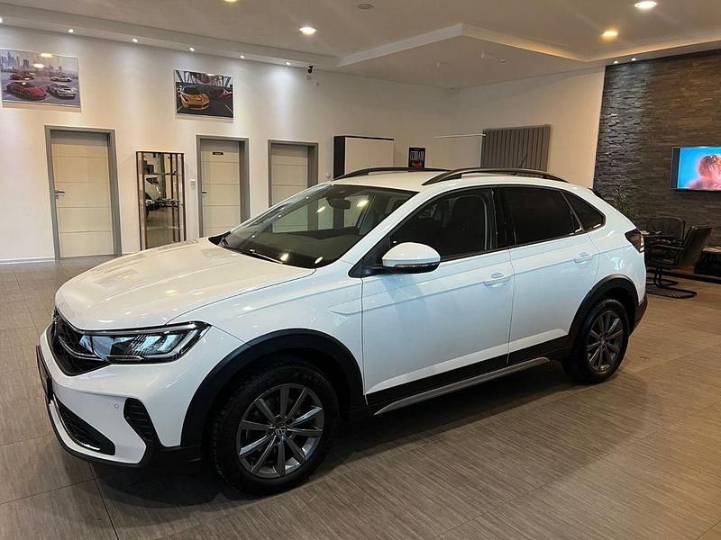 Weiß Gebraucht 2022 VW Taigo SUV | 17.485 € - Bild 1/4