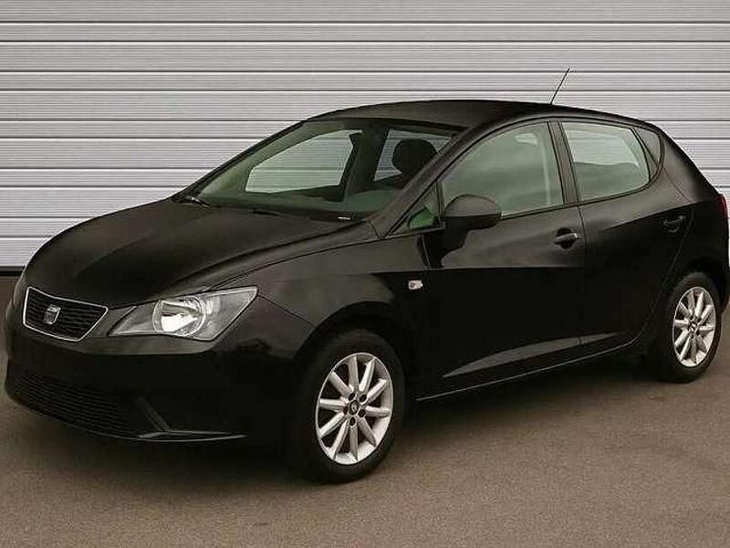 Mitternachtsschwarz (metallic) Gebraucht 2017 Seat Ibiza Reference Kleinwagen | 8.890 € (Fairer Preis) - Bild 1/4
