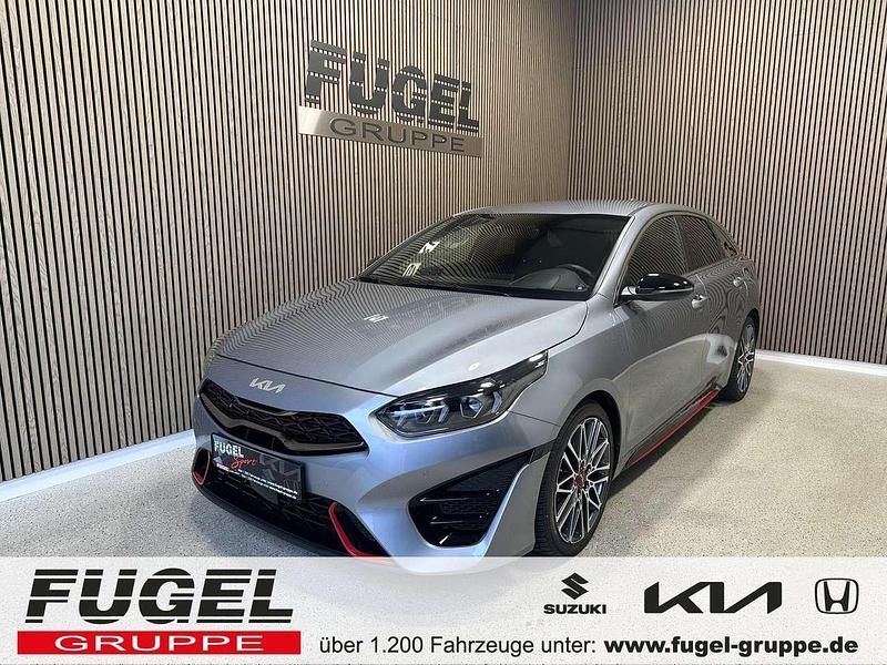 Lunarsilber met. Gebraucht 2023 Kia ProCeed Kleinwagen | 29.999 € (Fairer Preis) - Bild 1/4