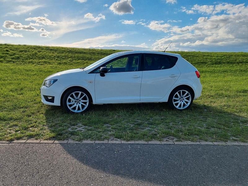 Gebraucht Seat Ibiza FR 90 PS (66 kW) 2017 Weiß Kleinwagen