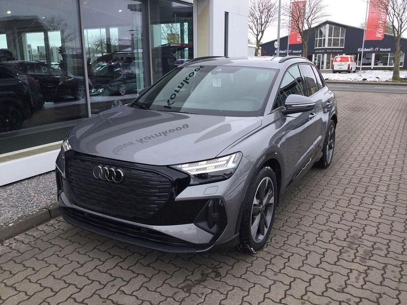 Gebraucht Audi Q4 e-tron S-Line 210 kW (286 PS) 2024 Grau SUV