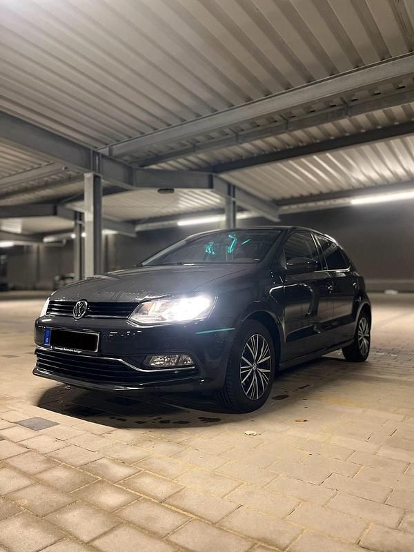 Gebraucht VW Polo Allstar 75 PS (55 kW) 2016 Grau Kleinwagen