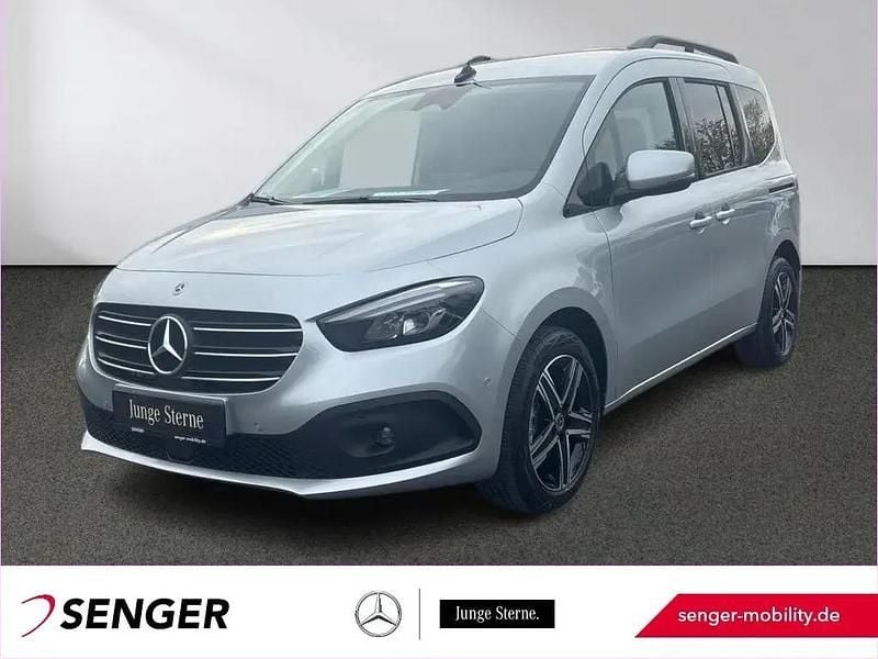 Silber Gebraucht 2025 Mercedes T180 Progressive Van / Kleinbus | 32.950 € (Fairer Preis) - Bild 1/1