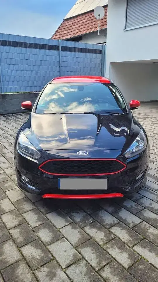 Gebraucht Ford Focus ST-Line 150 PS (110 kW) 2018 Schwarz Kombi