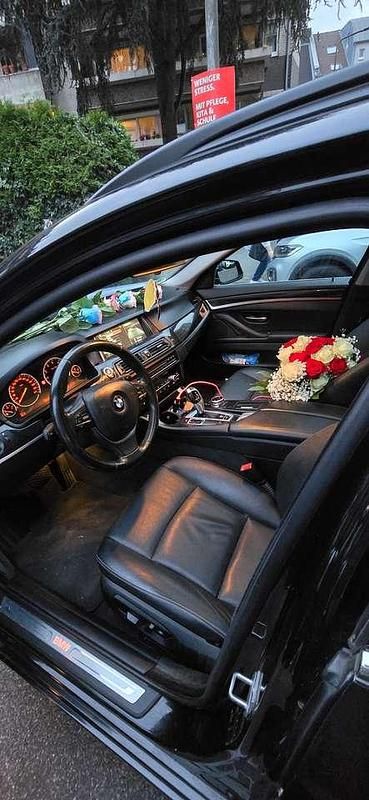 Gebraucht BMW 520 231 PS (169 kW) 2011 Schwarz Kombi
