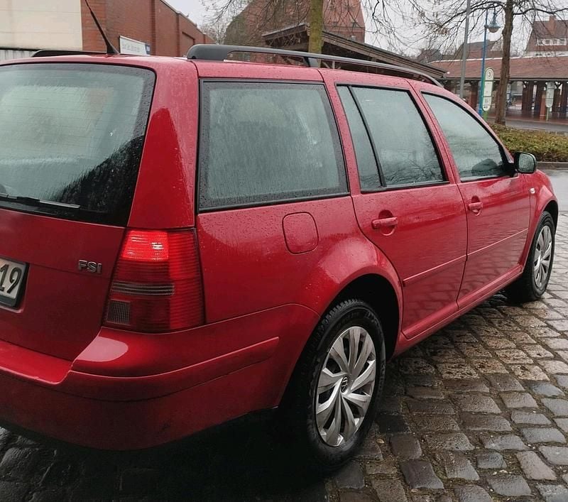 Gebraucht VW Golf IV 2004 Rot Kombi