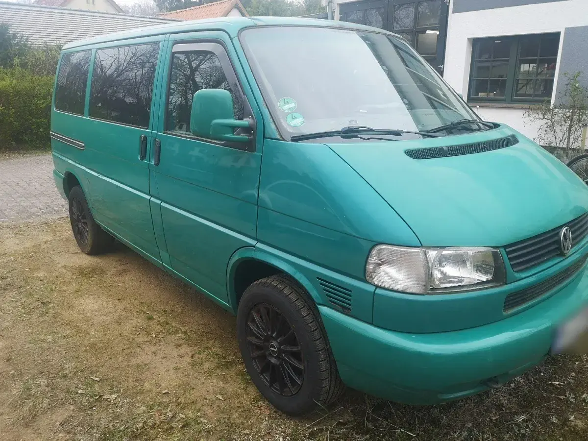 Gebraucht VW Caravelle 102 PS (75 kW) 1996 Grün Van
