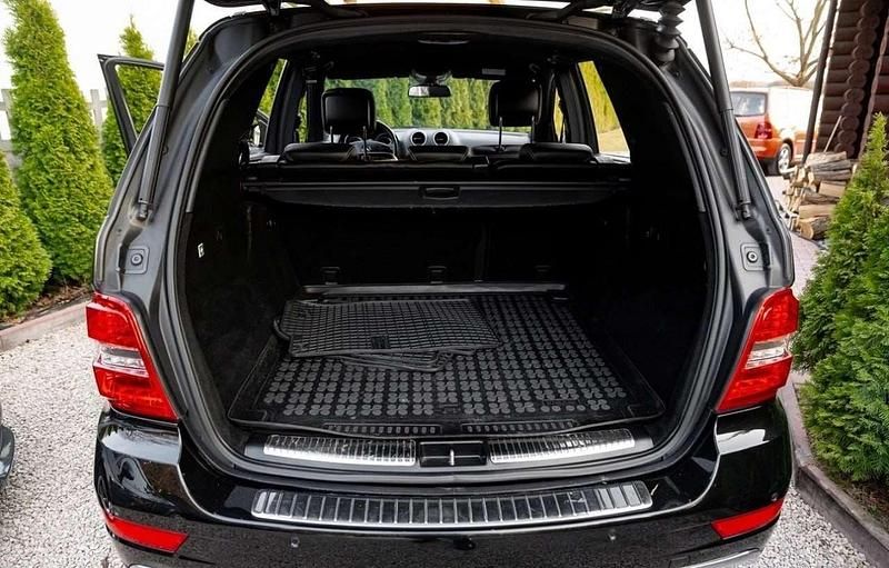 Gebraucht Mercedes ML350 224 PS (164 kW) 2009 Schwarz SUV