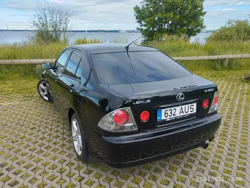 Gebraucht Lexus IS200 Luxury Line 155 PS (114 kW) 2005 Schwarz Limousine