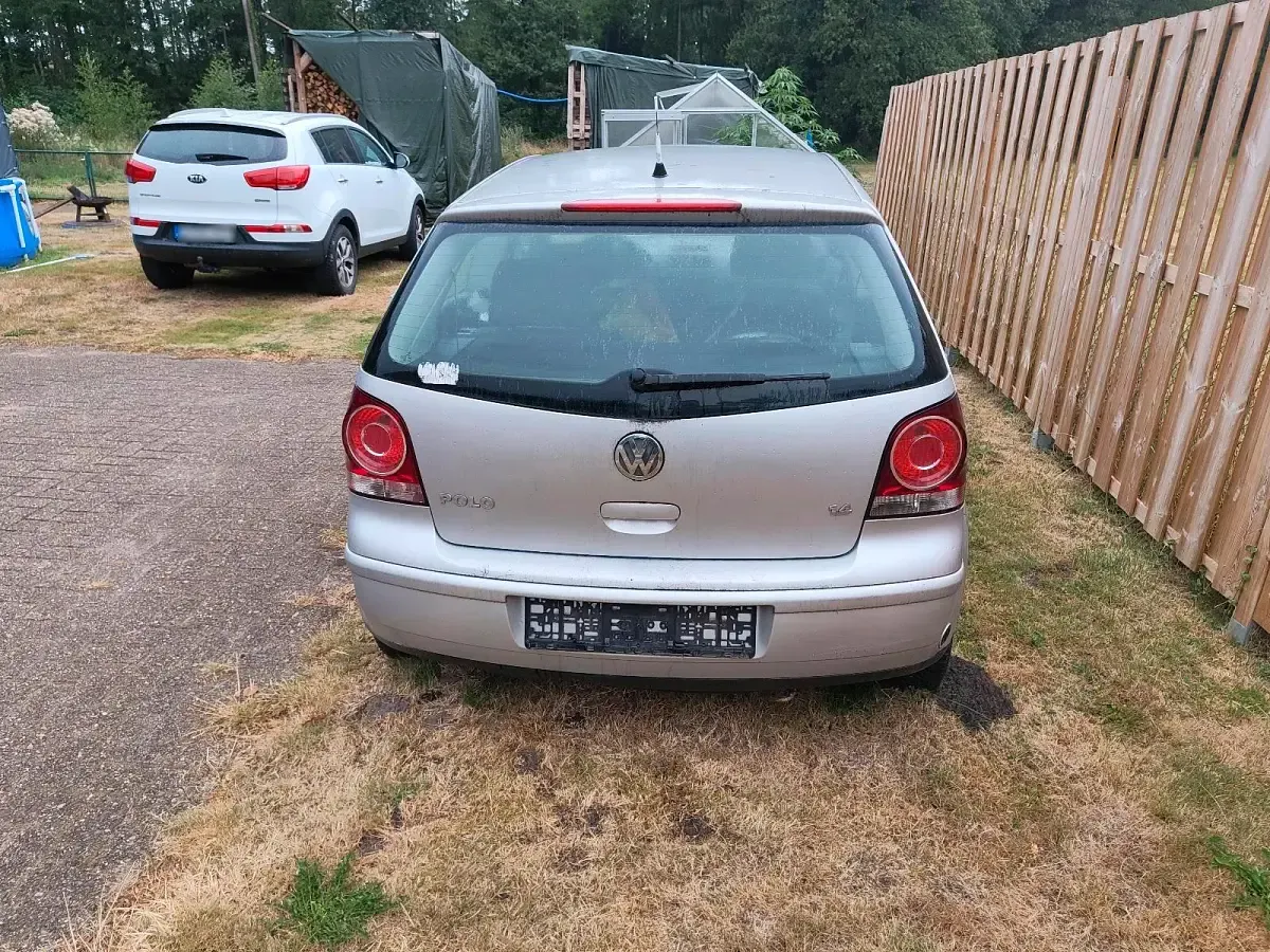 Gebraucht VW Polo 80 PS (58 kW) 2008 Silber Kleinwagen