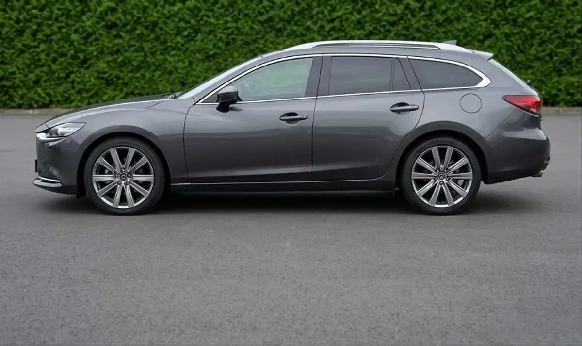 Gebraucht Mazda 6 Sports-Line 194 PS (142 kW) 2022 Grau Kombi
