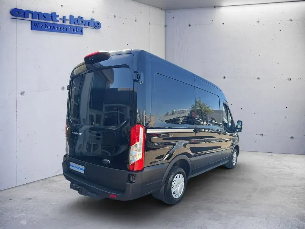 Gebraucht Ford Transit Trend 170 PS (125 kW) 2024 Agate black metallic Pickup
