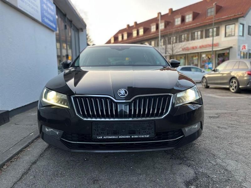 Gebraucht Skoda Superb 190 PS (139 kW) 2015 Braun Limousine