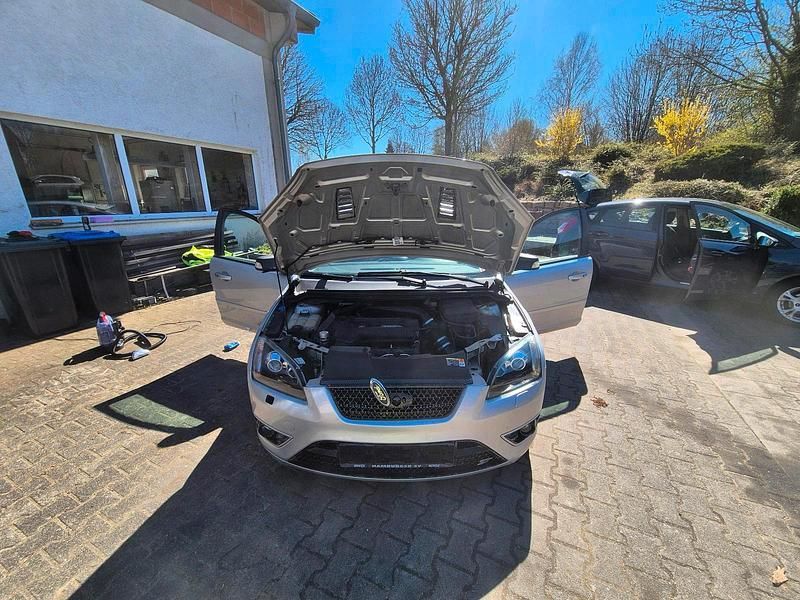 Gebraucht Ford Focus ST 260 PS (191 kW) 2006 Silber Limousine