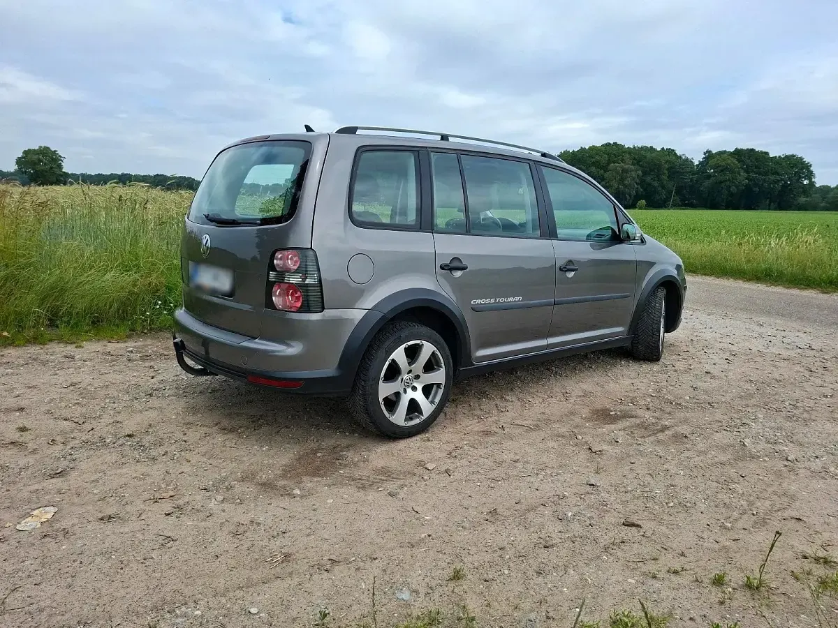 Gebraucht VW Touran Cross 140 PS (102 kW) 2009 Grau Van / Kleinbus