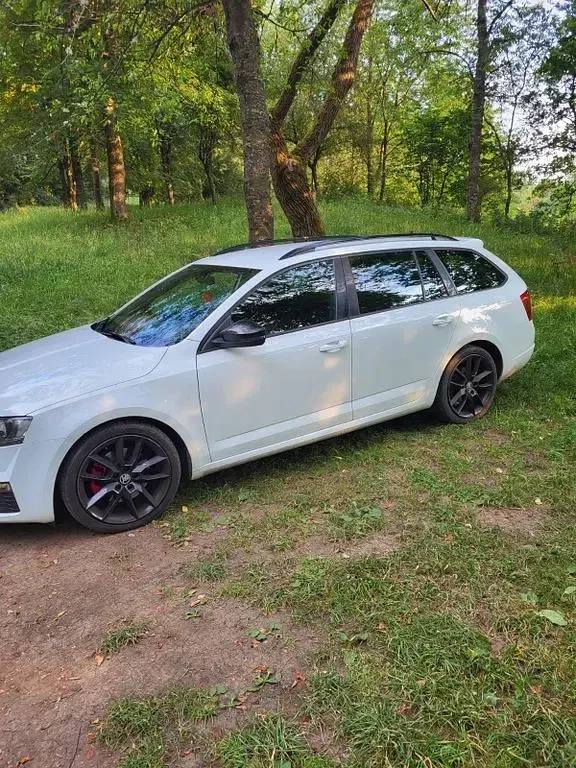 Gebraucht Skoda Octavia RS 184 PS (135 kW) 2017 Weiß Kombi